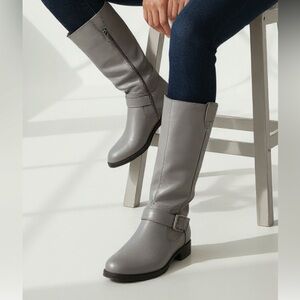 Michelle D Size 9M Gray Leather Women’s Calf High Pull-On Boots